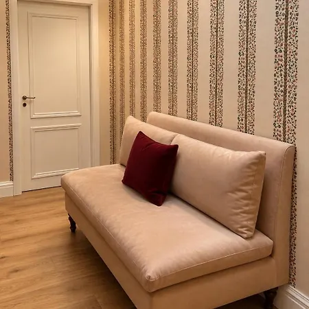Chateau Gamage 4*